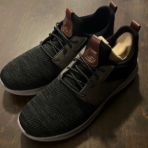 Skechers Men's Classic Fit Air-Cooled Memory Foam Sneaker Shoes